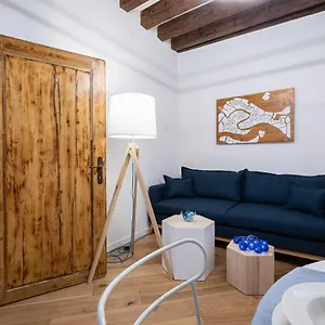 Apartment Privacy In - Your To Be Let Alone, Venice